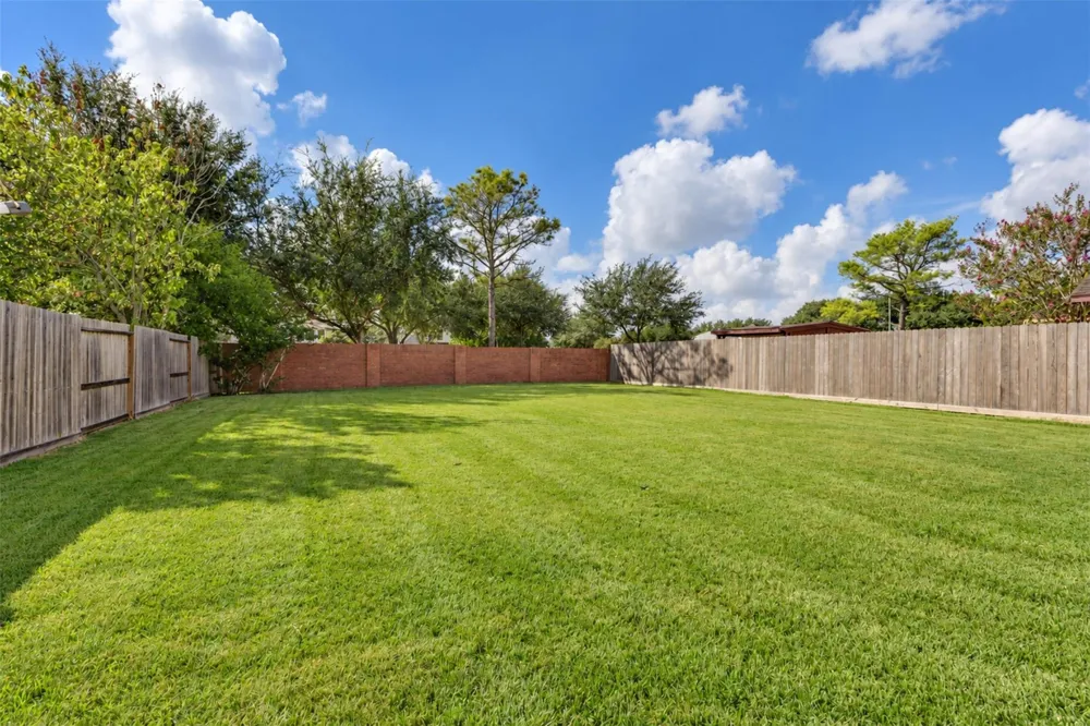 2303 Megellan Point Ln Lane Pearland, TX 77584