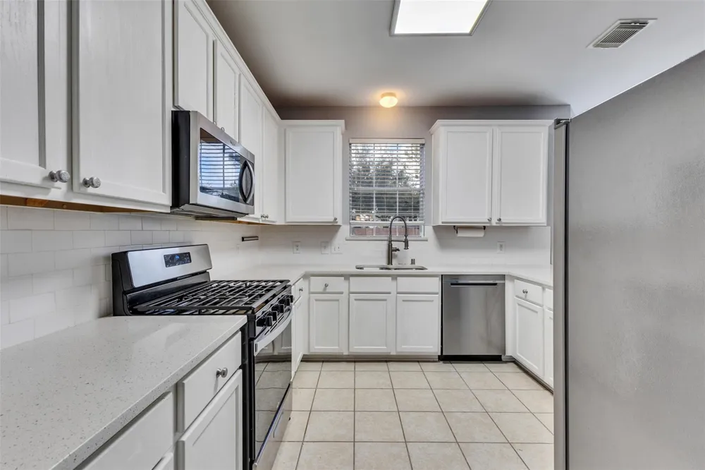 2303 Megellan Point Ln Lane Pearland, TX 77584