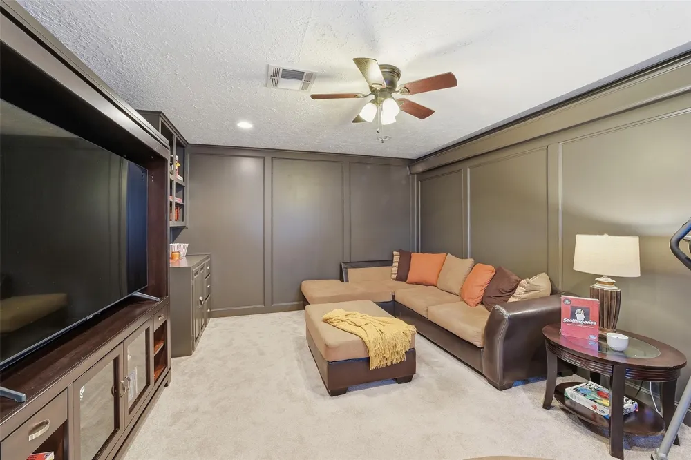 15326 La Mancha Drive Houston, TX 77083