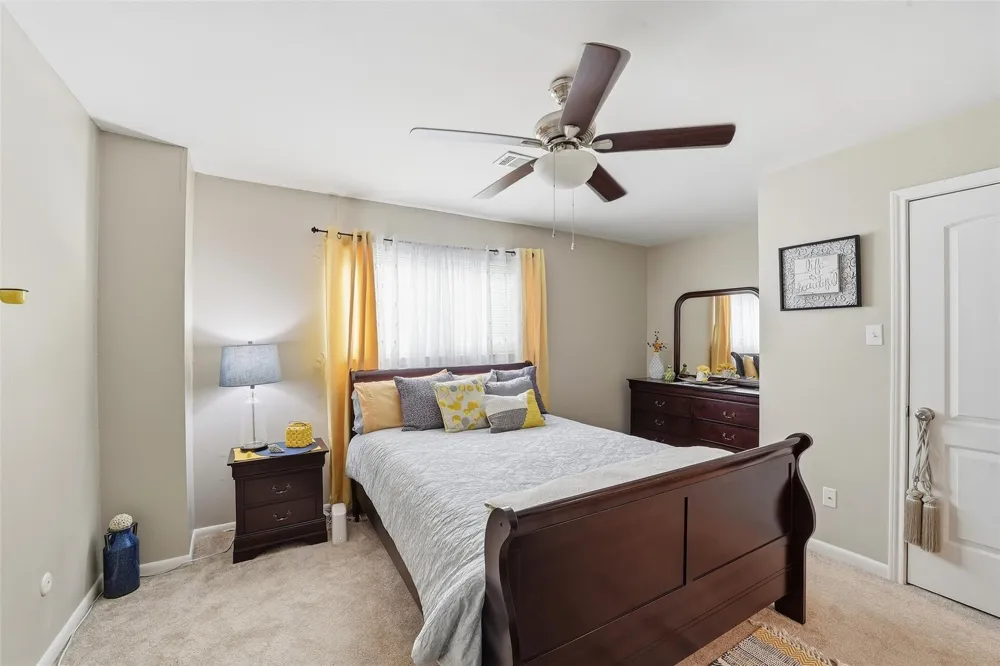 15326 La Mancha Drive Houston, TX 77083