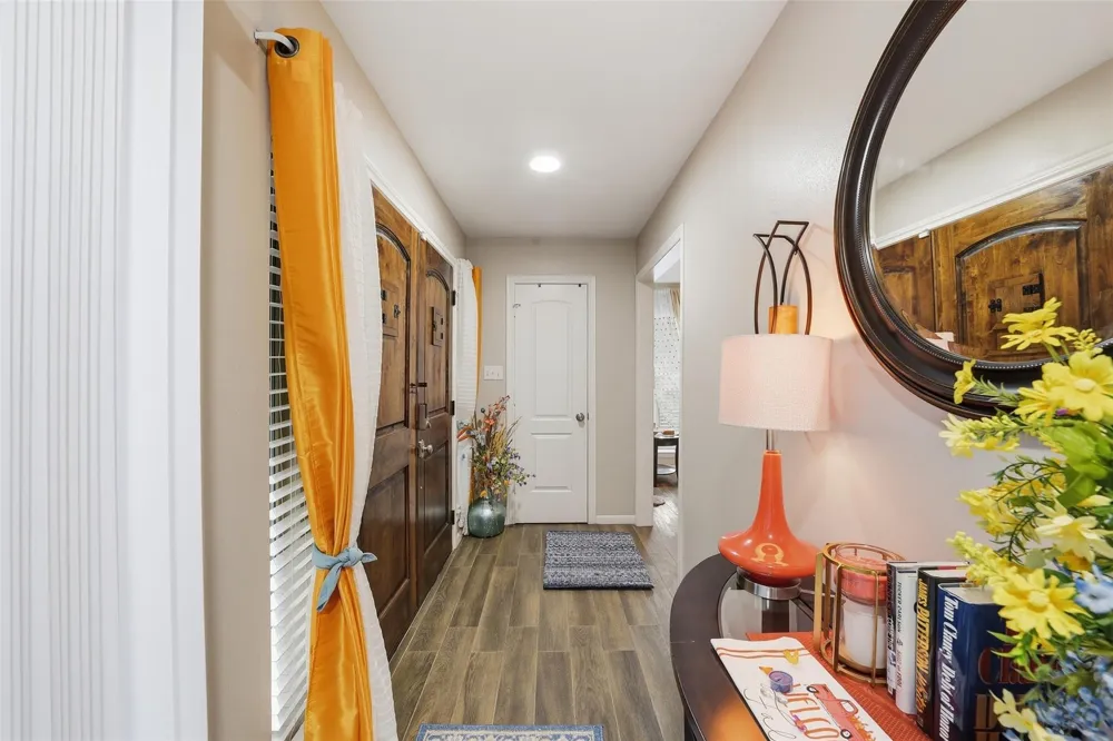 15326 La Mancha Drive Houston, TX 77083