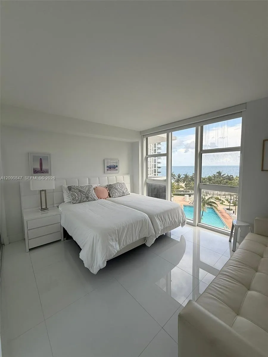 10275 Collins Ave #619 Bal Harbour, FL 33154