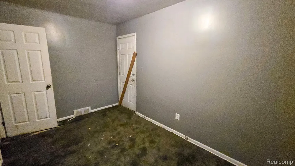 8543 Mark Twain Street Detroit City, MI 48228