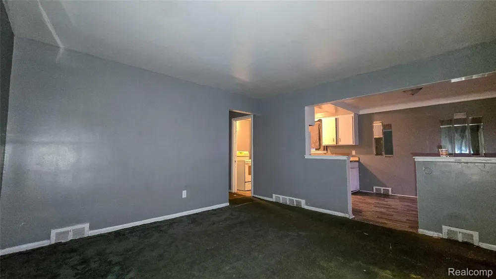 8543 Mark Twain Street Detroit City, MI 48228