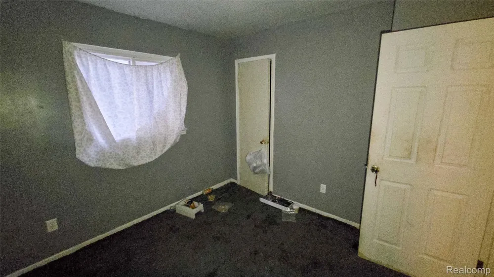 8543 Mark Twain Street Detroit City, MI 48228