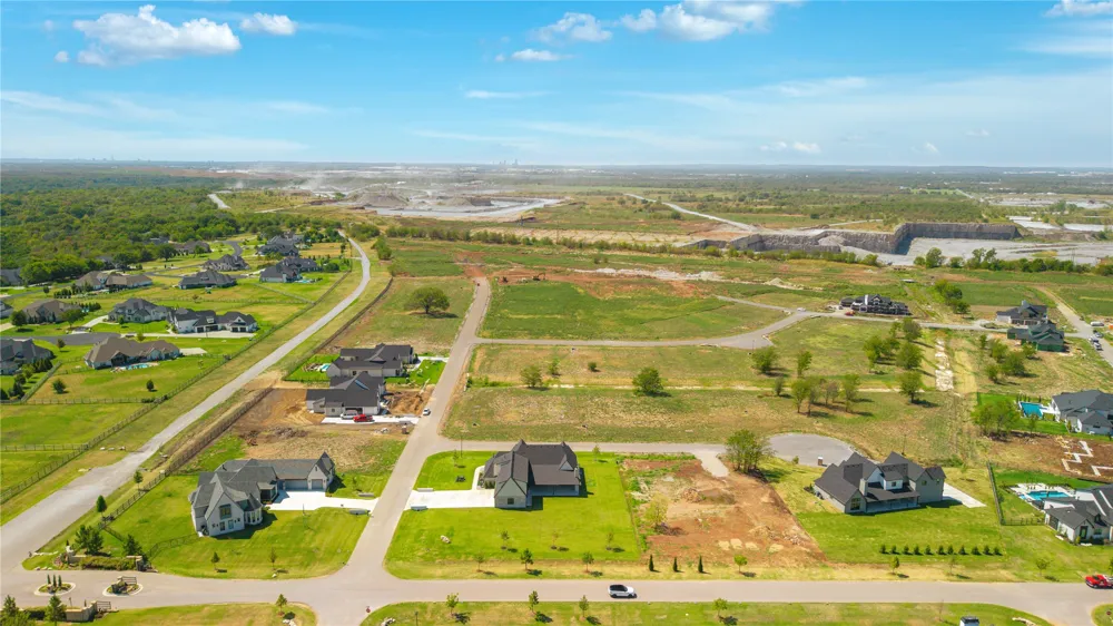 6275 quail cove Circle Owasso, OK 74055