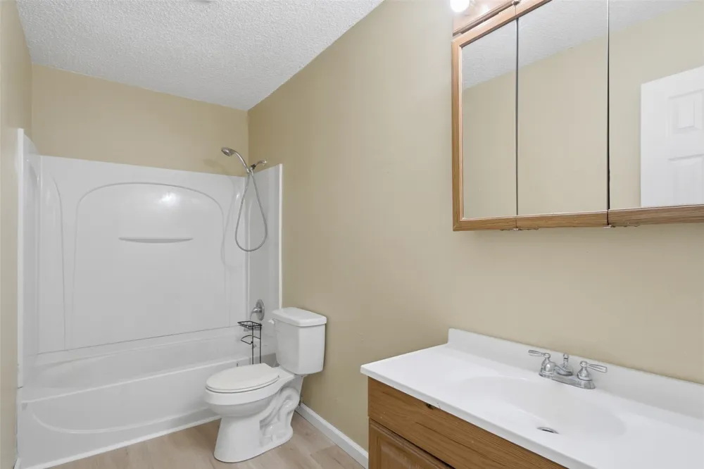 1314 W Clyde Avenue Vinita, OK 74301