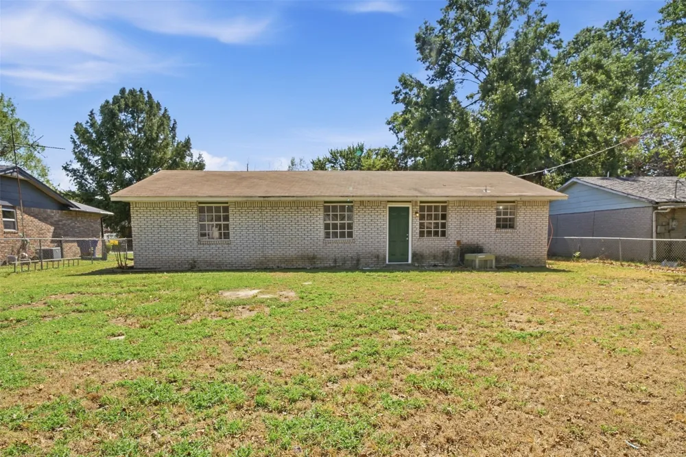 1314 W Clyde Avenue Vinita, OK 74301