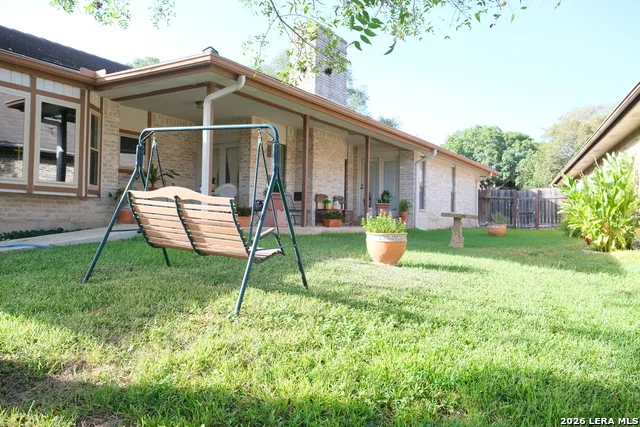 6006 SHADY CREEK Windcrest, TX 78239