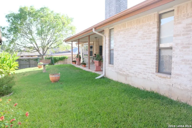 6006 SHADY CREEK Windcrest, TX 78239