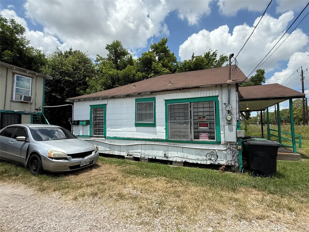 4406 Cavalcade Street Houston, TX 77026
