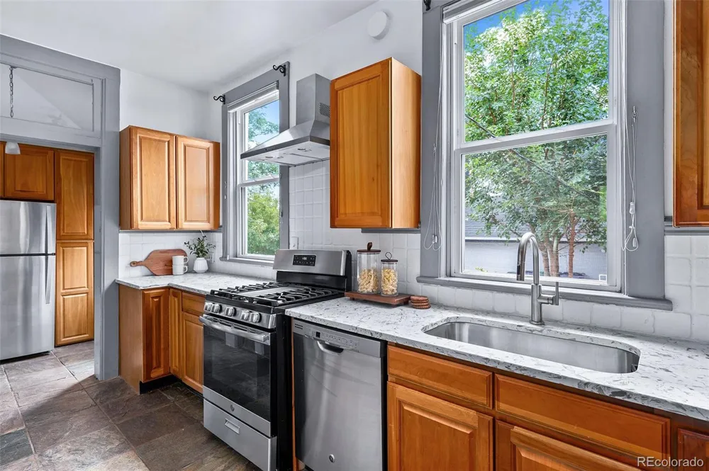 1938 W 34th Avenue Denver, CO 80211