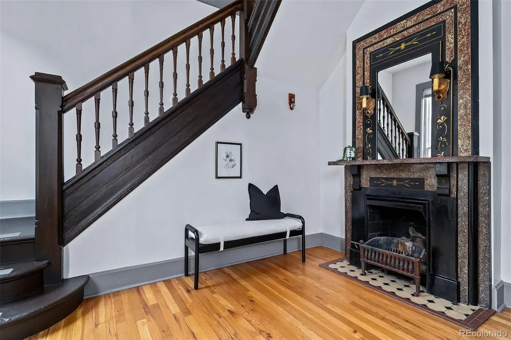 1938 W 34th Avenue Denver, CO 80211