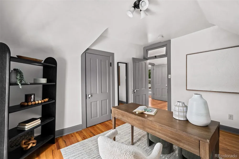1938 W 34th Avenue Denver, CO 80211
