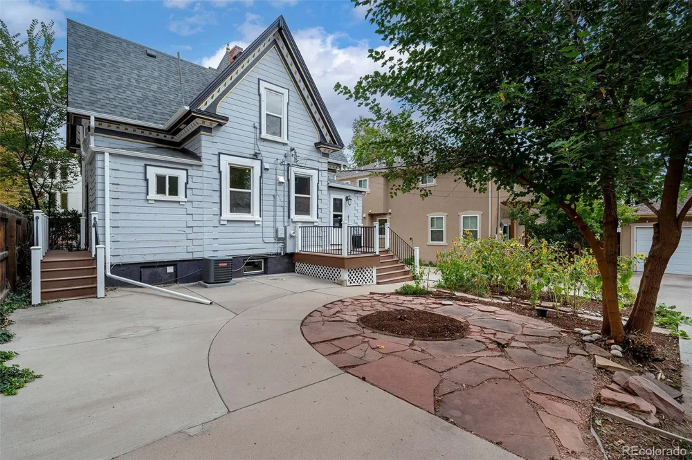 1938 W 34th Avenue Denver, CO 80211