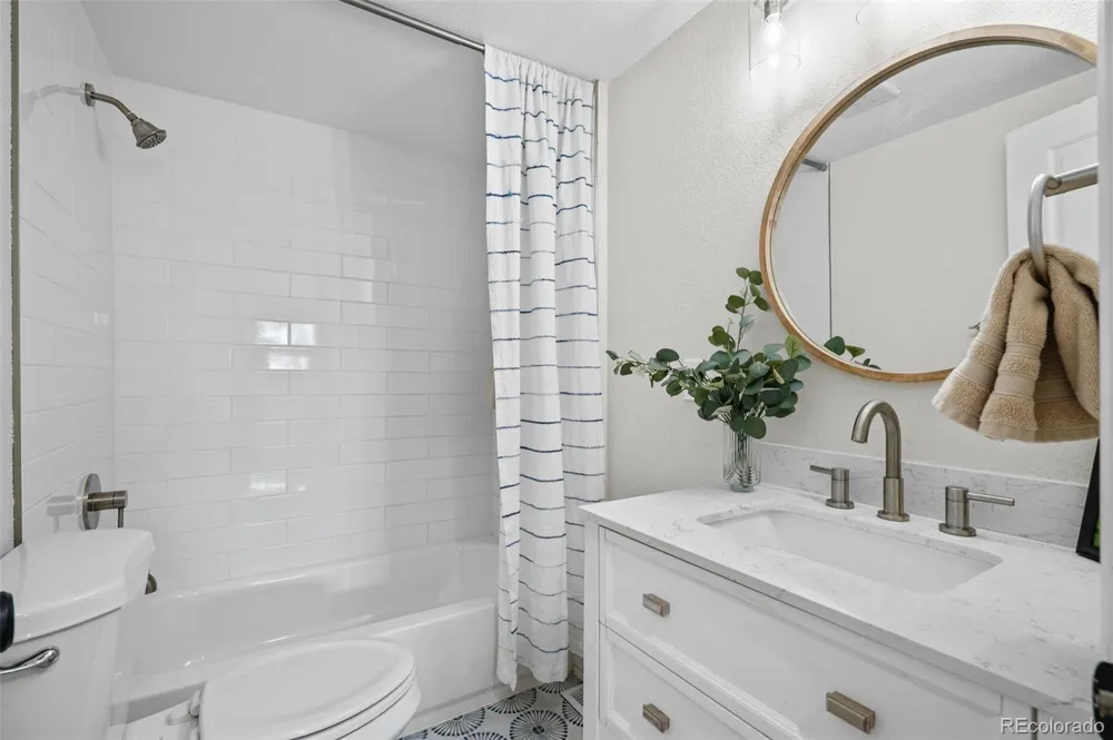 5062 Fillmore Street Denver, CO 80206