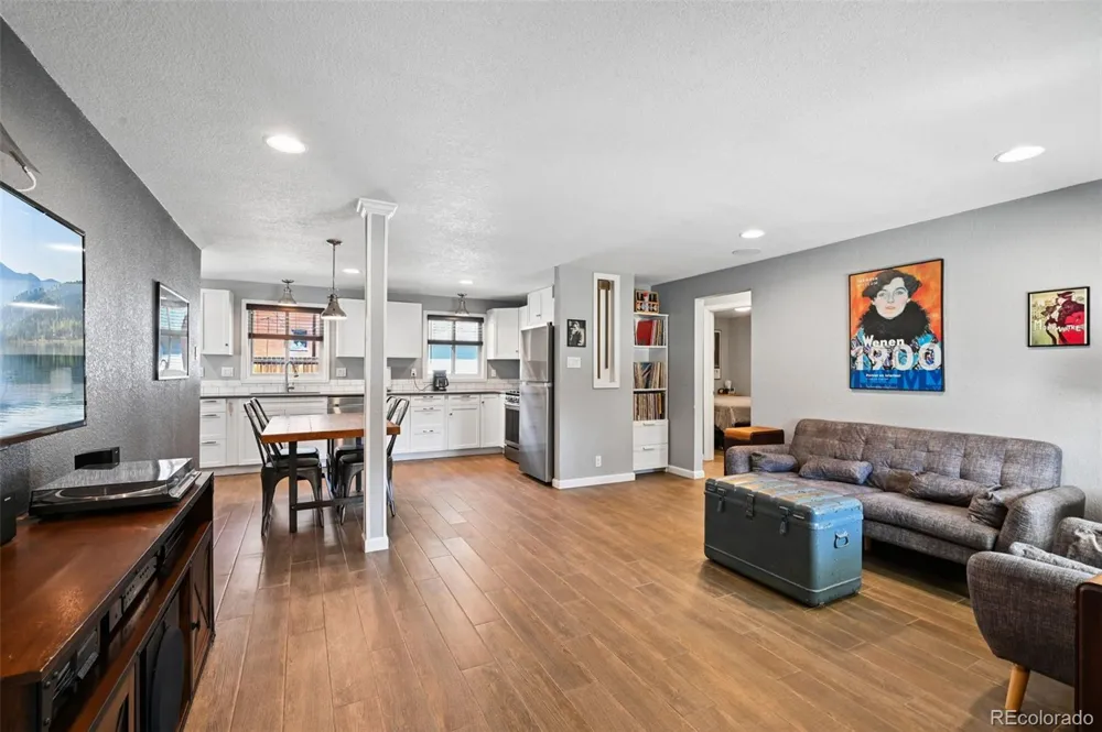 2001 W 46th Avenue Denver, CO 80211