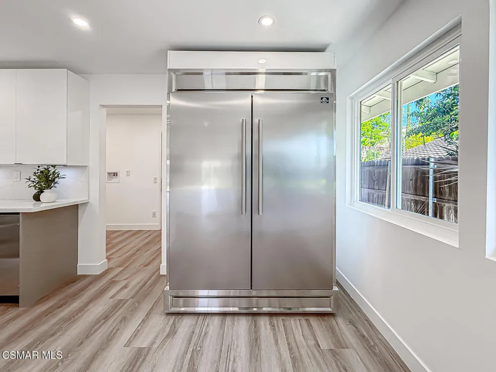 4627 Willens Avenue Woodland Hills, CA 91364