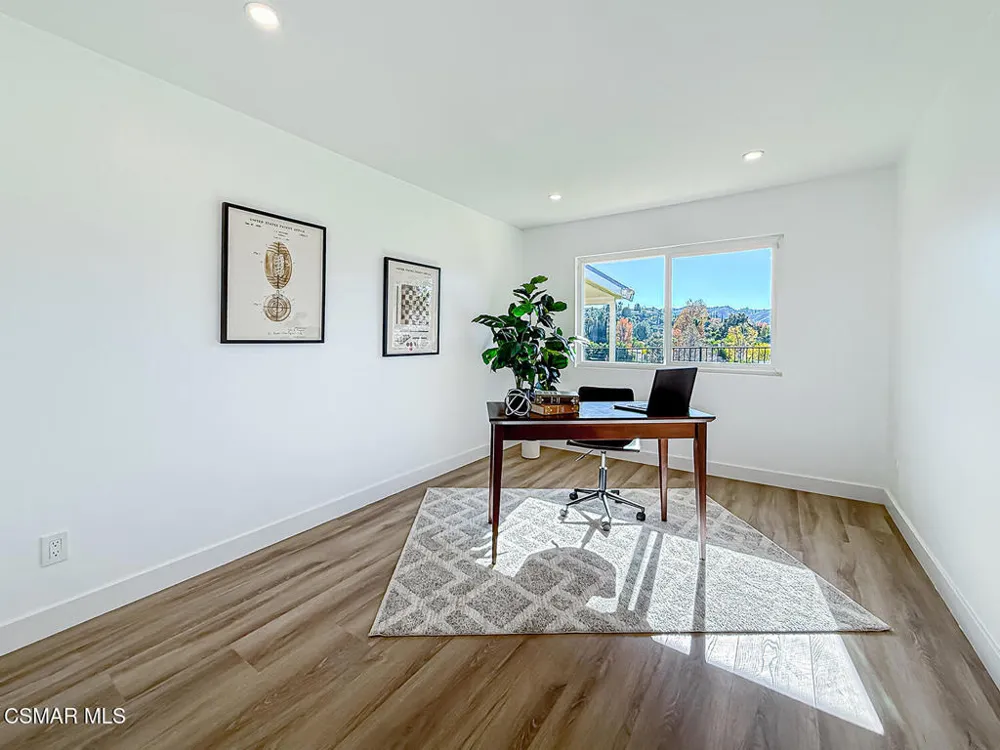 4627 Willens Avenue Woodland Hills, CA 91364