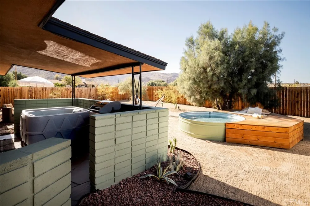 6610 Alpine 29 Palms, CA 92277