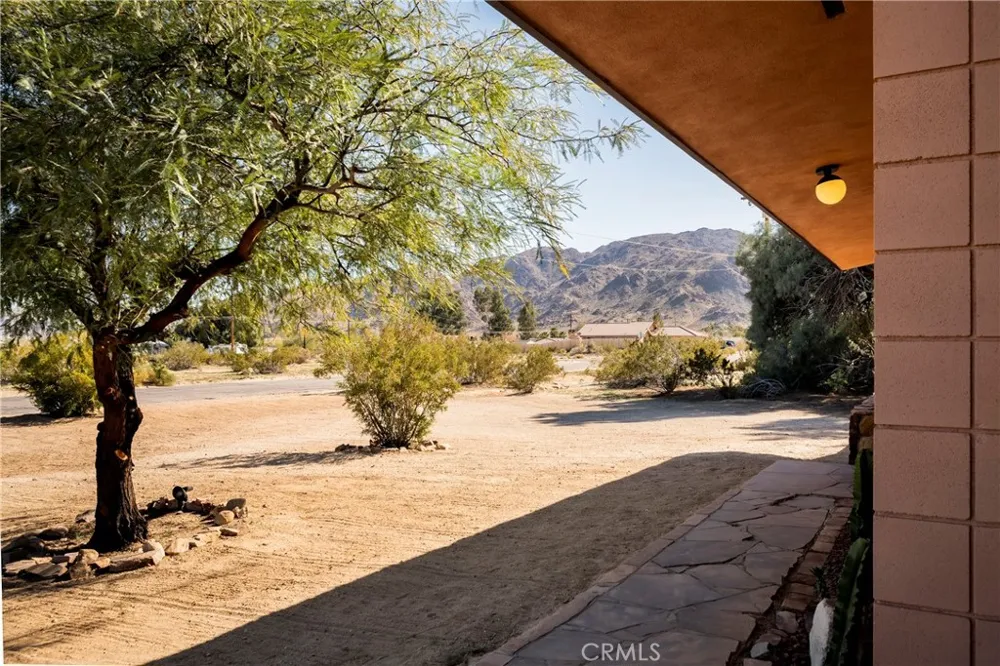 6610 Alpine 29 Palms, CA 92277