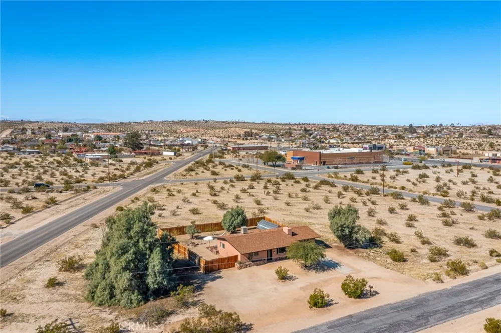 6610 Alpine 29 Palms, CA 92277