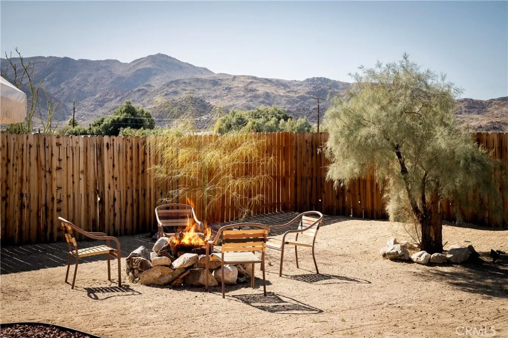 6610 Alpine 29 Palms, CA 92277