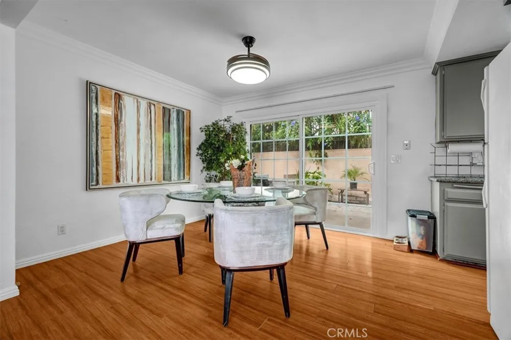 232 W 11th #3 San Pedro, CA 90731