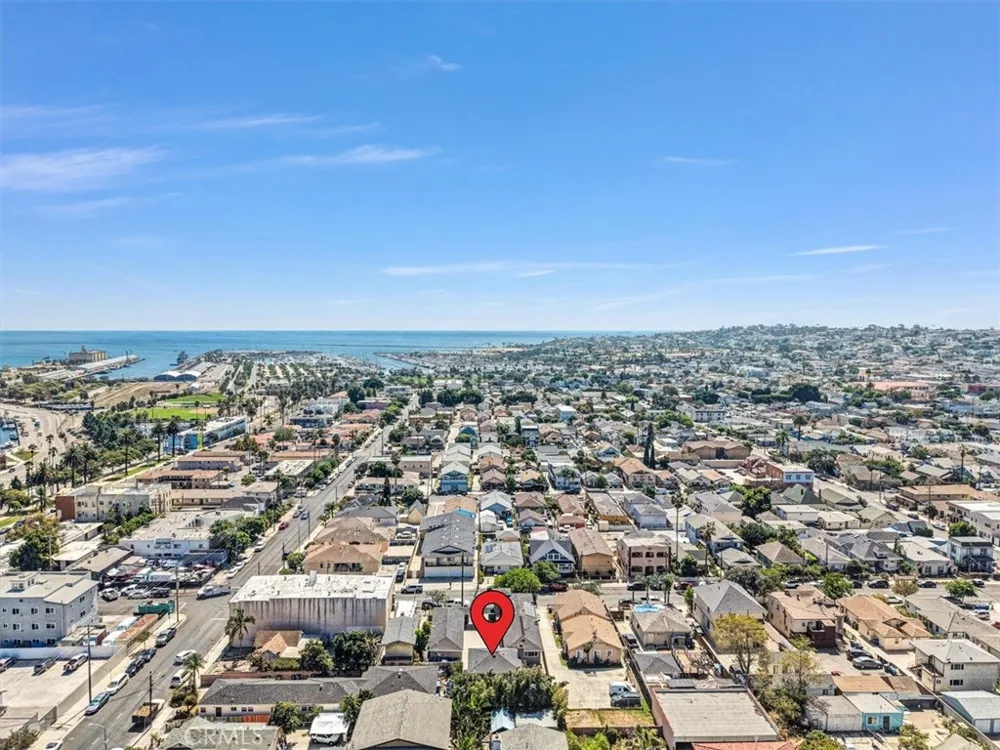 232 W 11th #3 San Pedro, CA 90731