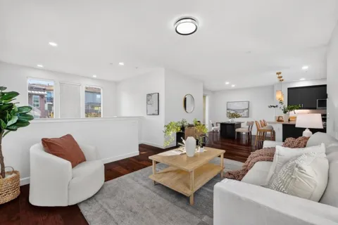 933 Highland Terrace