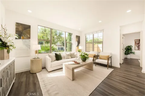 56 Bay Laurel