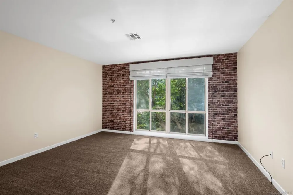 1501 Front #204 San Diego, CA 92101