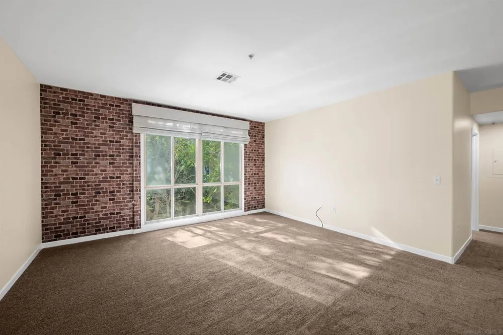 1501 Front #204 San Diego, CA 92101