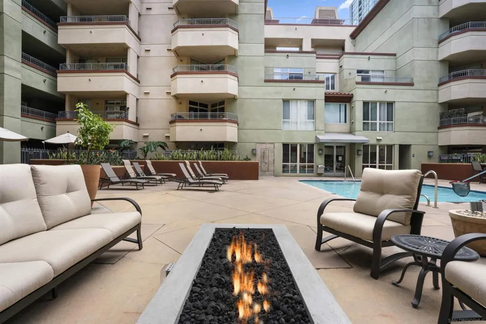 1501 Front #204 San Diego, CA 92101