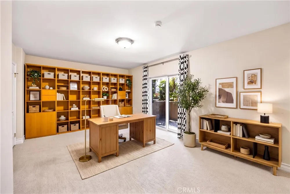1740 S Westgate Los Angeles, CA 90025