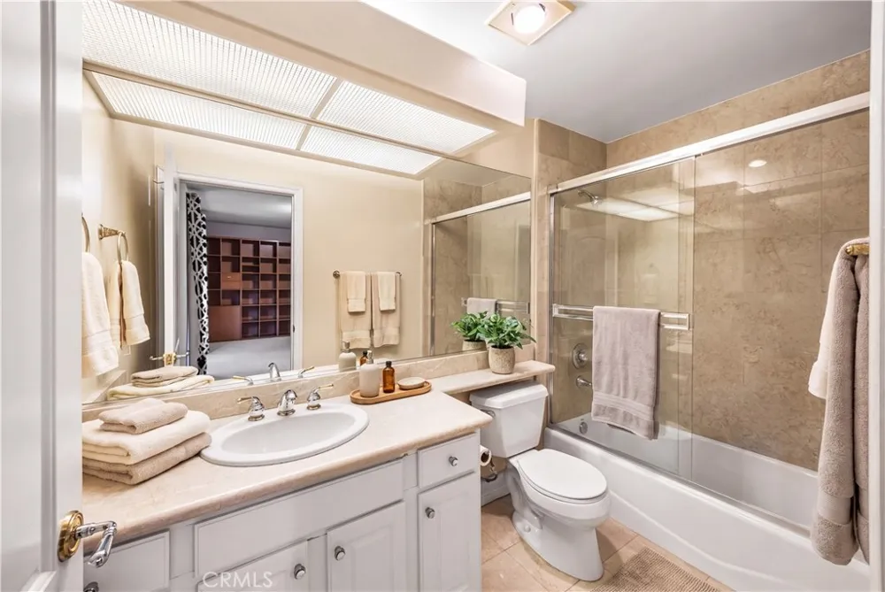 1740 S Westgate Los Angeles, CA 90025
