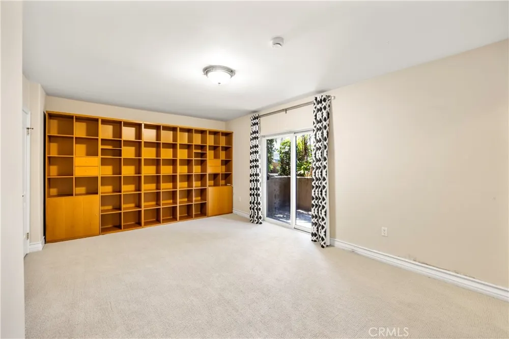 1740 S Westgate Los Angeles, CA 90025