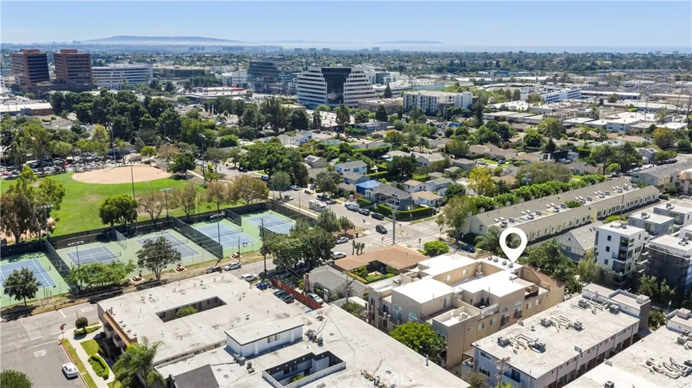1740 S Westgate Los Angeles, CA 90025