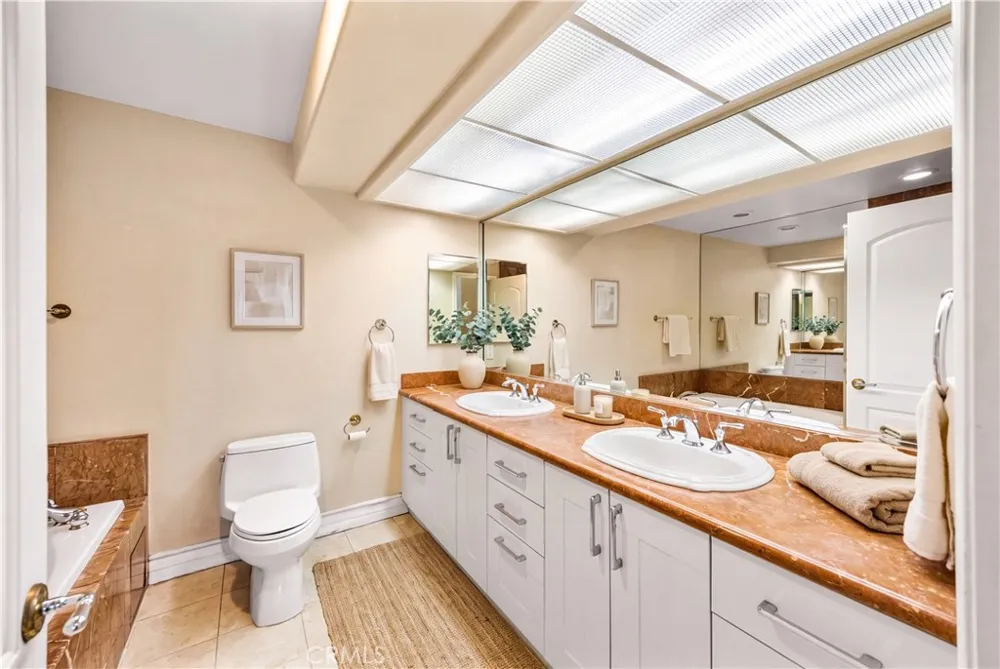 1740 S Westgate Los Angeles, CA 90025