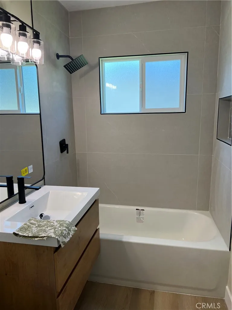 138 Elizabeth Lane Upland, CA 91786