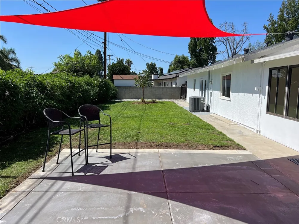 138 Elizabeth Lane Upland, CA 91786