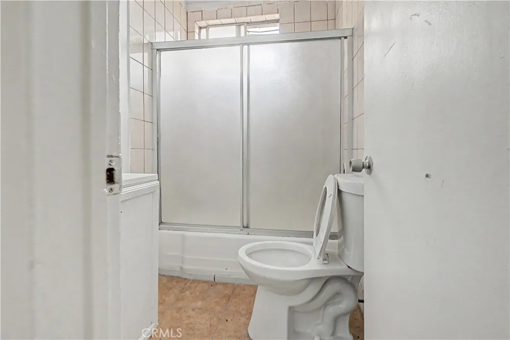 2829 S Rimpau Los Angeles, CA 90016