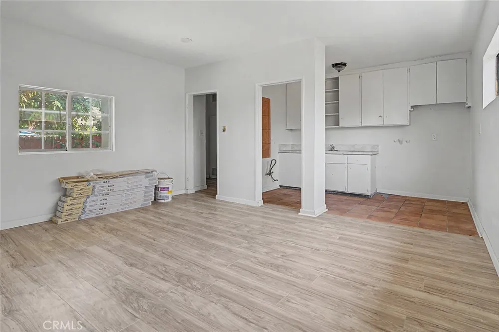 2829 S Rimpau Los Angeles, CA 90016