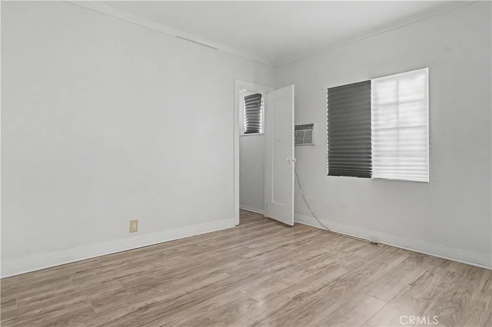 2829 S Rimpau Los Angeles, CA 90016
