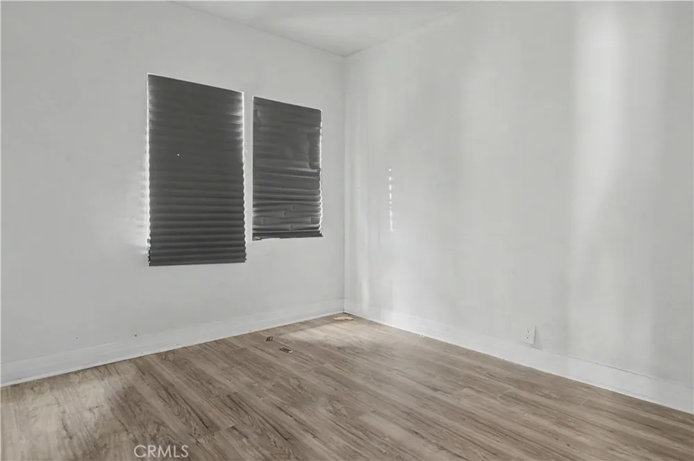 2829 S Rimpau Los Angeles, CA 90016