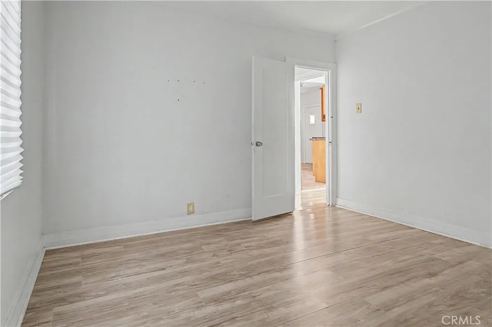 2829 S Rimpau Los Angeles, CA 90016