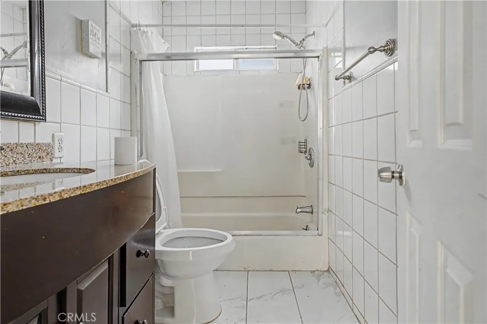 2829 S Rimpau Los Angeles, CA 90016