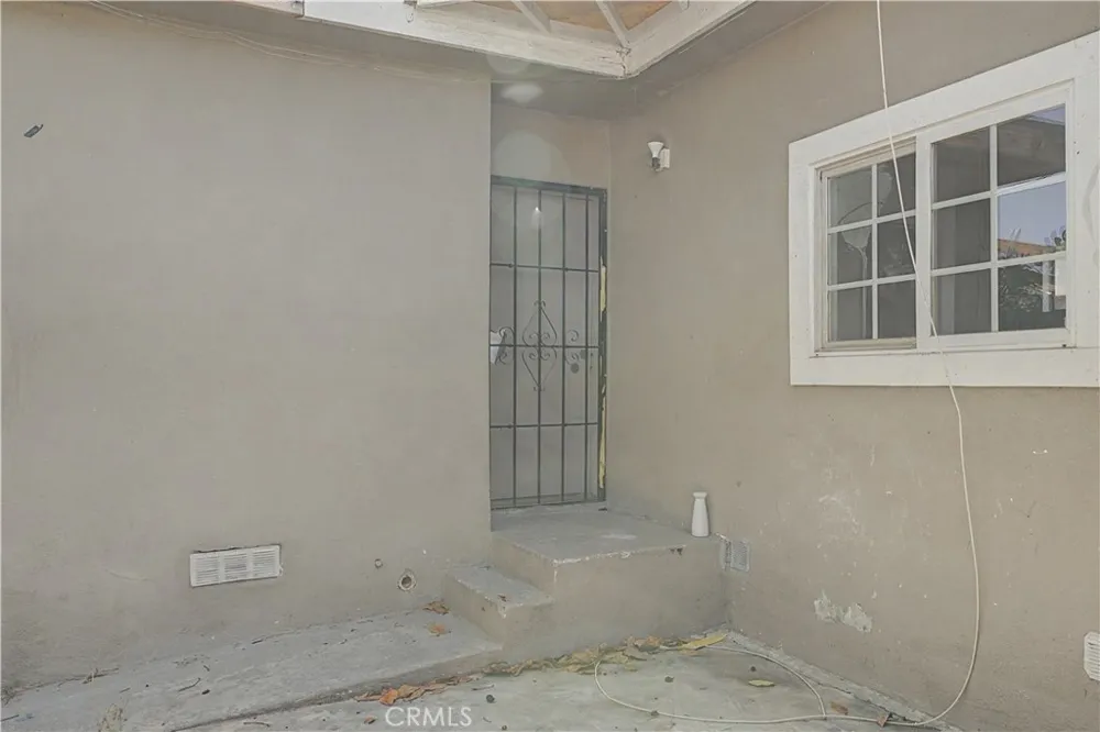 2829 S Rimpau Los Angeles, CA 90016