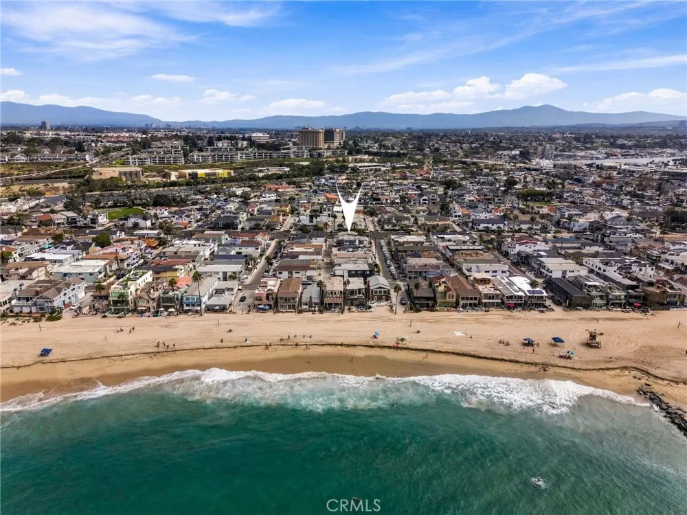 125 41st Newport Beach, CA 92663
