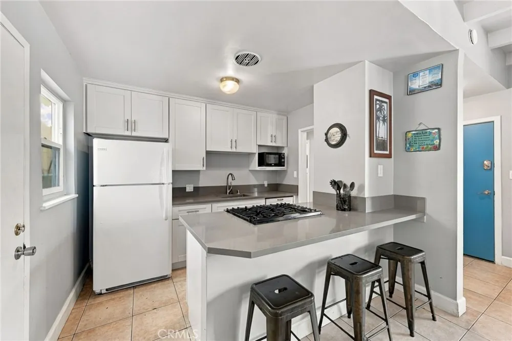 125 41st Newport Beach, CA 92663